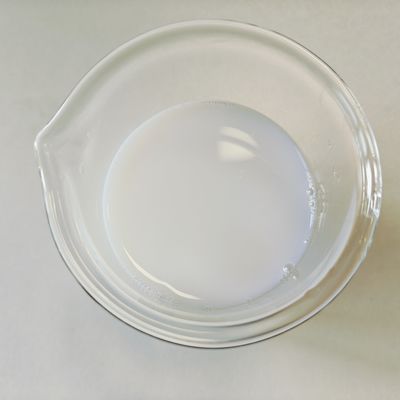 Emulsión de copolímero acrílico de estireno Cuidado de la piel Líquido Apariencia Modificadores Hidratante Brillo Blanqueza Cas 9010-92-8