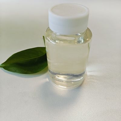 Agente dispersante eficaz PEG-7 Glicerilo Cocoate Líquido Buena compatibilidad con los ingredientes activos