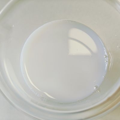 Copolímero de acrilatos con funciones coemulsionantes Modificador reológico blanco lechoso para champú CAS 25035-69-2