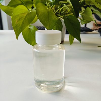 Octocrylene Cas 6197-30-4 El absorbente UVB soluble en aceite tiene excelentes propiedades impermeables para el producto de protector solar