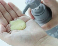 CAS 112-02-7 Cloruro de cetrimonio Surfactantes catiónicos Emulsionante catiónico superior hace que el cabello suave y sedoso